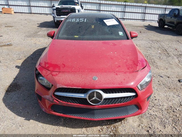 Mercedes-Benz A 220 2019 WDD3G4EB8KW014387 Image 13