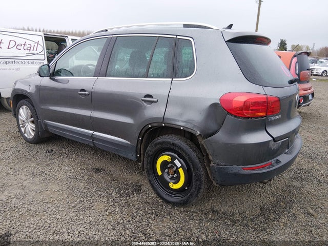 WVGBV7AX4FW554688 Volkswagen TIGUAN SE