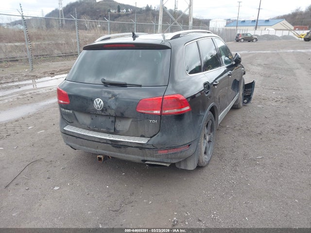 2012 VOLKSWAGEN TOUAREG WVGEK9BP3CD009122 Photo 3