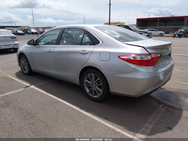 44685408 :رقم المزاد ، 4T1BF1FK7GU164382 vin ، 2016 Toyota Camry Se مزاد بيع