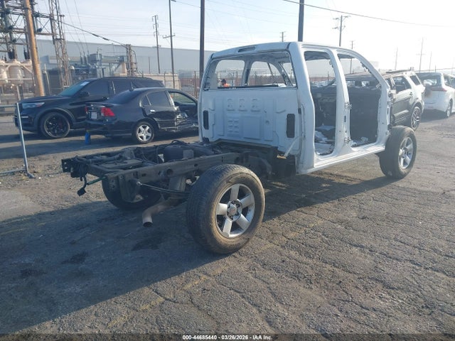 Chevrolet Silverado 1500 Wt 2017 1GCRCNEC6HZ255516 Image 4