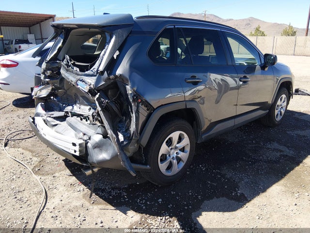 2T3H1RFV1KW002765 Toyota RAV4 LE