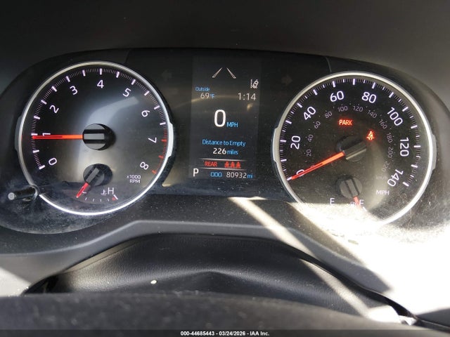 2T3H1RFV1KW002765 Toyota RAV4 LE
