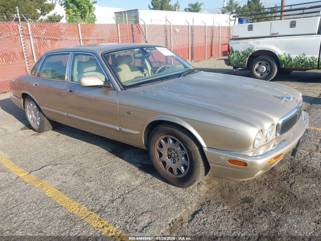 2000 JAGUAR XJ8 SAJDA14C7YLF02799