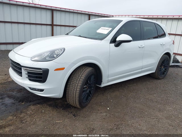 2017 PORSCHE CAYENNE WP1AD2A26HLA82801 Photo 1