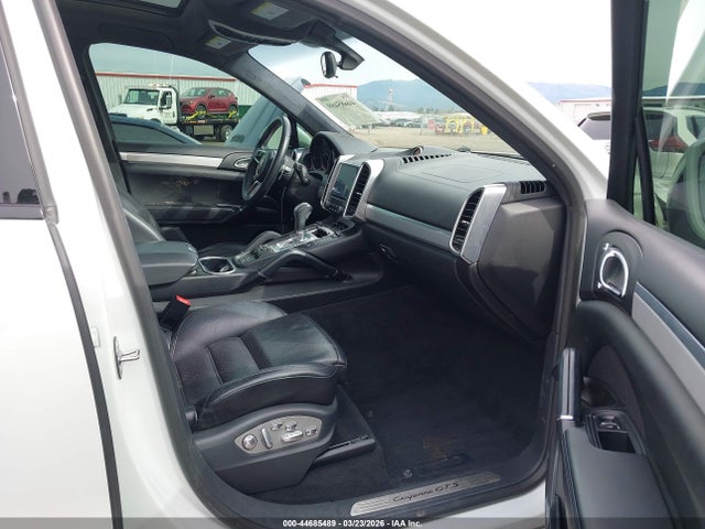 2017 PORSCHE CAYENNE WP1AD2A26HLA82801 Photo 4