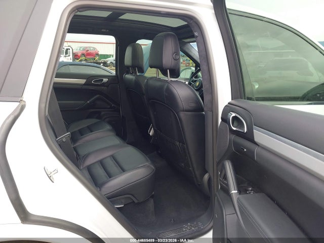 2017 PORSCHE CAYENNE WP1AD2A26HLA82801 Photo 7