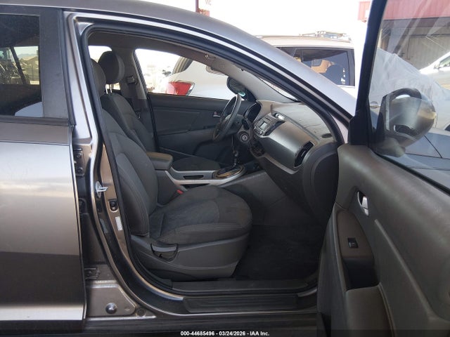 Продажа на аукционе авто 2016 Kia Sportage Lx, vin: KNDPB3AC3G7810405, номер лота: 44685496