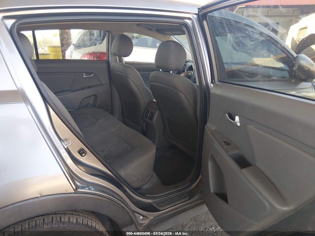 Продажа на аукционе авто 2016 Kia Sportage Lx, vin: KNDPB3AC3G7810405, номер лота: 44685496