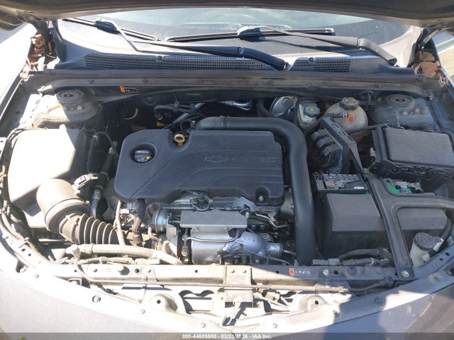 1G1ZE5ST8HF152977 Chevrolet MALIBU 1LT