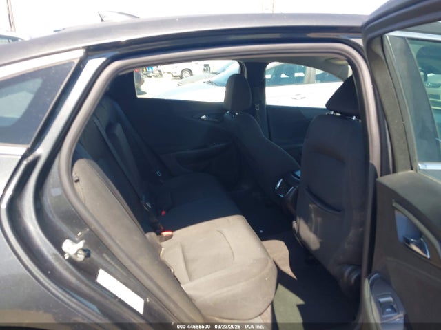 1G1ZE5ST8HF152977 Chevrolet MALIBU 1LT