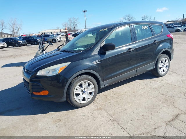 Ford ESCAPE S 2014 1FMCU0F71EUB97391 Image 2