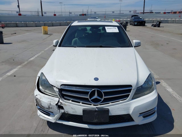 Продаж на аукціоні авто 2014 Mercedes-benz C 250 Sport, vin: WDDGF4HB5EA959007, номер лоту: 44685538