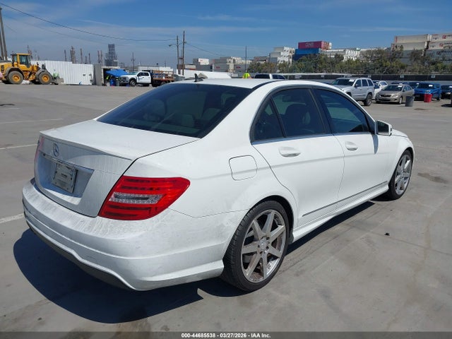 Продаж на аукціоні авто 2014 Mercedes-benz C 250 Sport, vin: WDDGF4HB5EA959007, номер лоту: 44685538