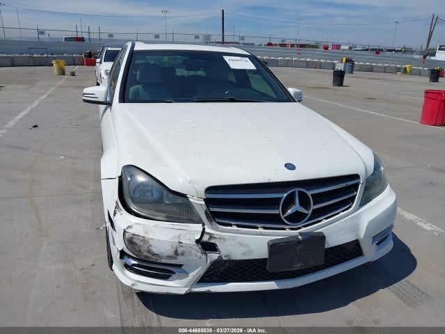 Продаж на аукціоні авто 2014 Mercedes-benz C 250 Sport, vin: WDDGF4HB5EA959007, номер лоту: 44685538