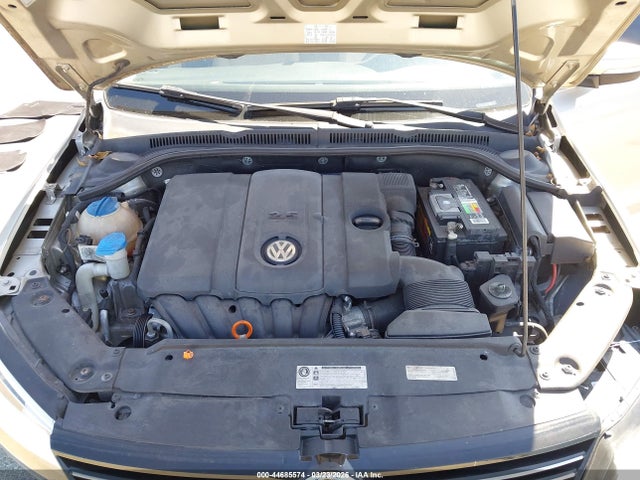 Продаж на аукціоні авто 2013 Volkswagen Jetta 2.5l Se, vin: 3VWDX7AJ7DM239462, номер лоту: 44685574