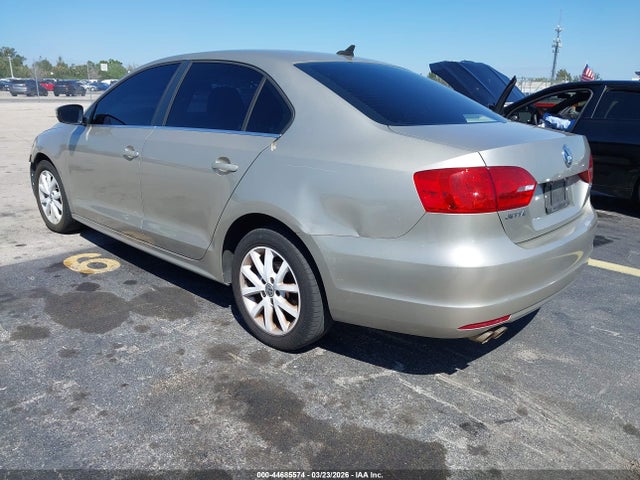 Продаж на аукціоні авто 2013 Volkswagen Jetta 2.5l Se, vin: 3VWDX7AJ7DM239462, номер лоту: 44685574