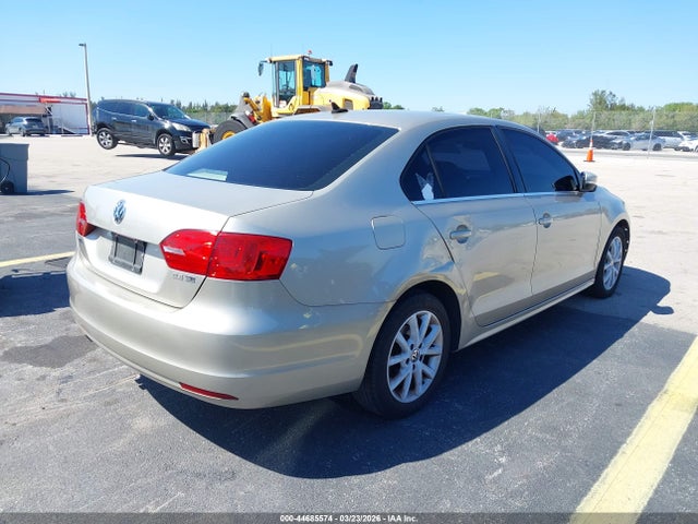 Продаж на аукціоні авто 2013 Volkswagen Jetta 2.5l Se, vin: 3VWDX7AJ7DM239462, номер лоту: 44685574