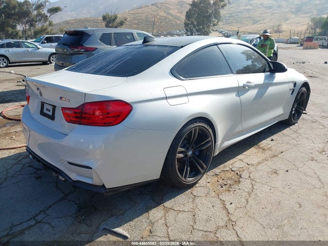 Продажа на аукционе авто 2015 Bmw M4, vin: WBS3R9C51FK334946, номер лота: 44685582