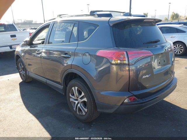 JTMZFREV5JJ150325 Toyota RAV4 LE