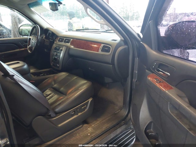 44685591 :رقم المزاد ، 1GKW2REG7BR264446 vin ، 2011 Gmc Yukon Xl 2500 Slt مزاد بيع