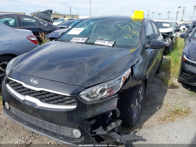 3KPF24AD9ME307015 KIA Forte Lxs