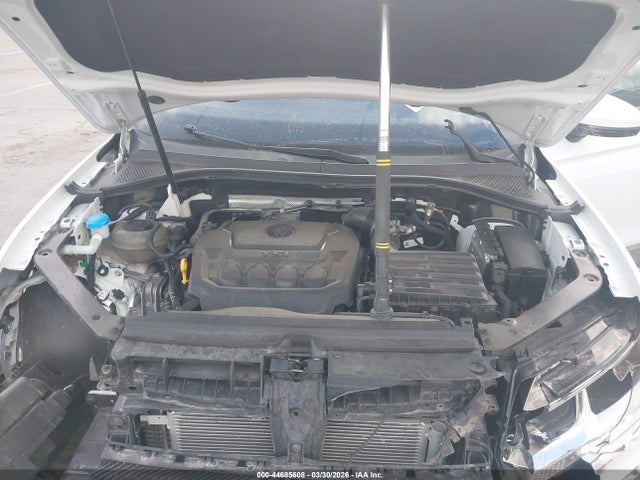 Продаж на аукціоні авто 2018 Volkswagen Tiguan 2.0t Se/2.0t Sel, vin: 3VV2B7AX7JM131093, номер лоту: 44685608