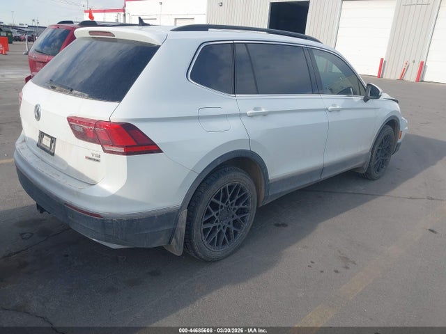 Продаж на аукціоні авто 2018 Volkswagen Tiguan 2.0t Se/2.0t Sel, vin: 3VV2B7AX7JM131093, номер лоту: 44685608