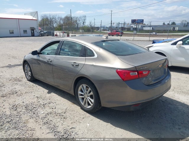 1G1ZE5ST2HF177695 Chevrolet MALIBU 1LT
