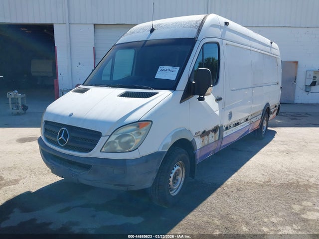 2010 Mercedes-benz Sprinter Van 2500 High Roof მანქანა იყიდება აუქციონზე, vin: WD3PE8CC0A5424118, აუქციონის ნომერი: 44685623