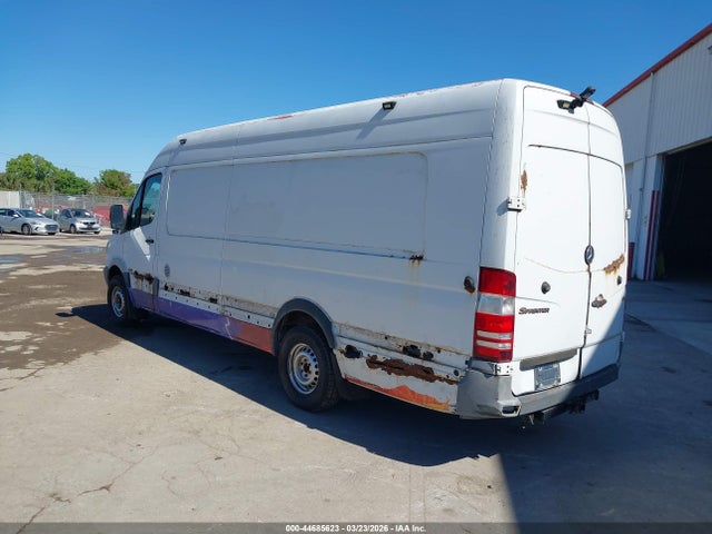 2010 Mercedes-benz Sprinter Van 2500 High Roof მანქანა იყიდება აუქციონზე, vin: WD3PE8CC0A5424118, აუქციონის ნომერი: 44685623