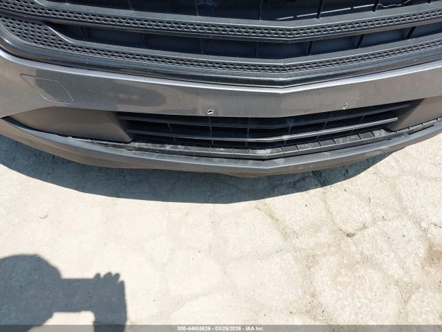 1GNERFKW2KJ106230 Chevrolet Traverse Ls