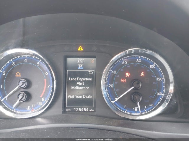 5YFBURHE0JP846217 Toyota COROLLA LE