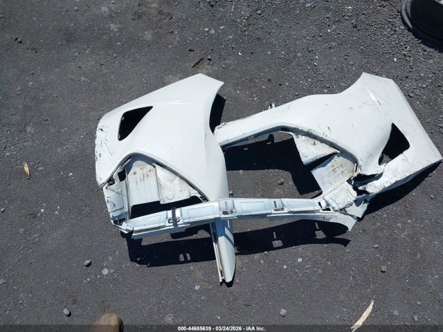 5YFBURHE0JP846217 Toyota COROLLA LE