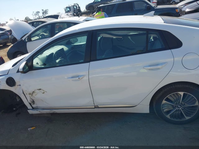 44685668 :رقم المزاد ، KMHC65LD9LU220284 vin ، 2020 Hyundai Ioniq Plug-in Hybrid Se مزاد بيع