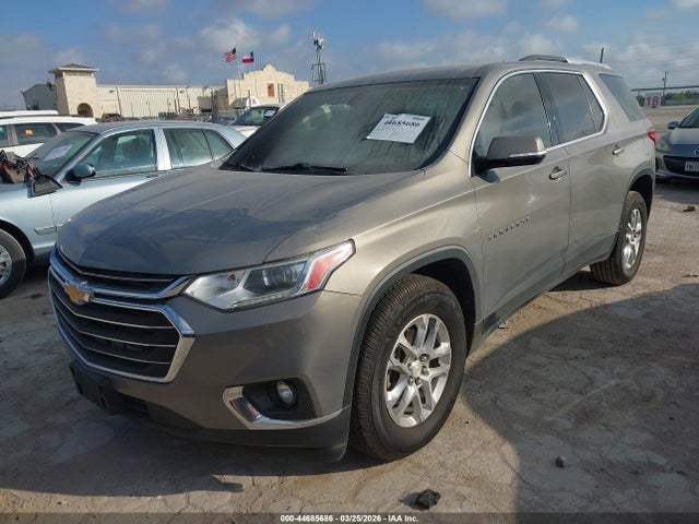 Chevrolet Traverse 1lt 2018 1GNERGKW1JJ192991 Image 2