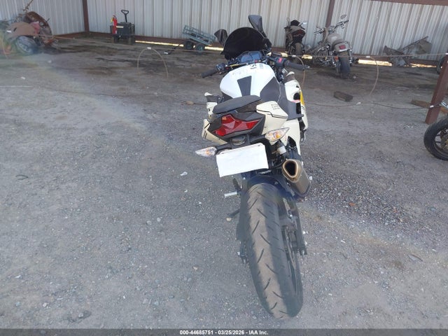 Kawasaki EX400 2020 JKAEXKG15LDA68929 Image 6