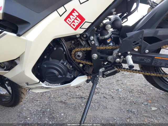 Kawasaki EX400 2020 JKAEXKG15LDA68929 Image 9