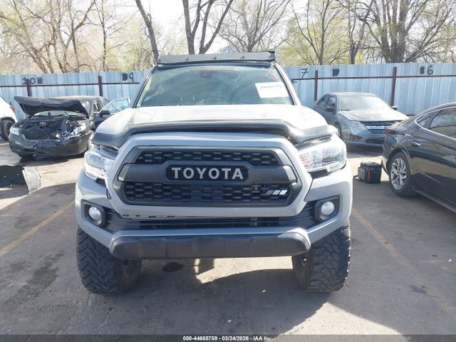 3TMCZ5AN5MM390526 Toyota Tacoma Trd Off-road