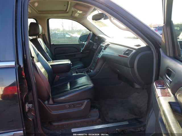 2010 CADILLAC ESCALADE ESV 1GYUKJEF0AR227985 Photo 4