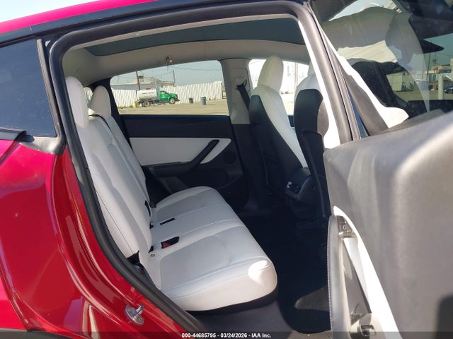 2021 Tesla Model Y Long Range Dual Motor All-wheel Drive მანქანა იყიდება აუქციონზე, vin: 5YJYGDEE7MF099062, აუქციონის ნომერი: 44685795