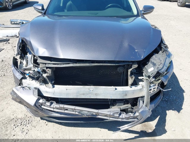19XZE4F9XNE003444 Honda Insight Touring