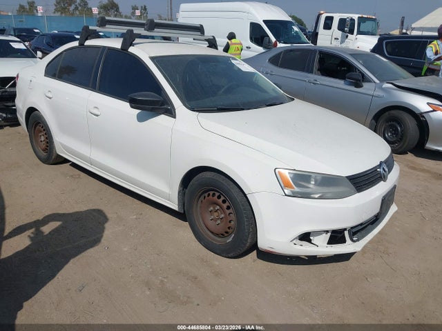 2014 VOLKSWAGEN JETTA 3VW2K7AJ2EM235732