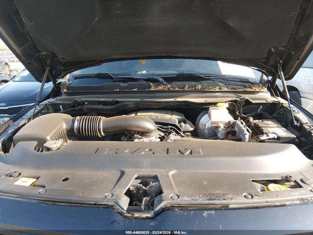 44685820 :رقم المزاد ، 1C6SRFBT4LN369726 vin ، 2020 Ram 1500 Big Horn  4x4 6'4 Box مزاد بيع