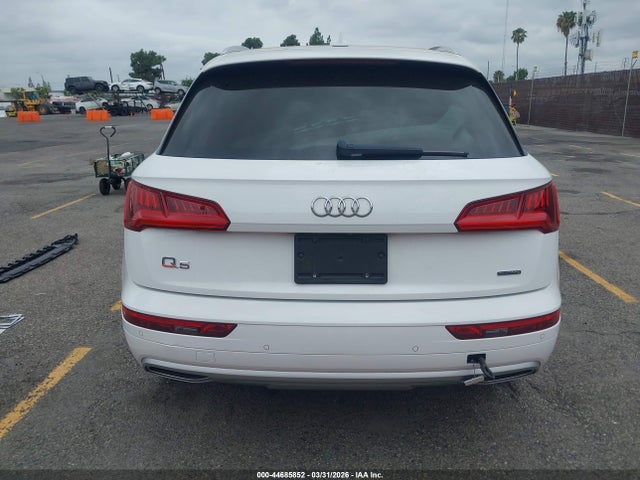 WA1BNAFY0K2087767 Audi Q5 45 Premium