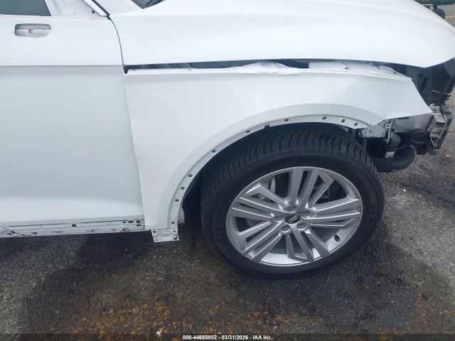 WA1BNAFY0K2087767 Audi Q5 45 Premium