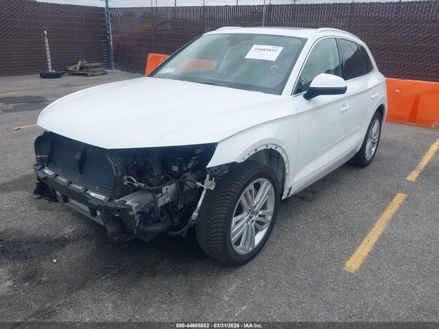 WA1BNAFY0K2087767 Audi Q5 45 Premium