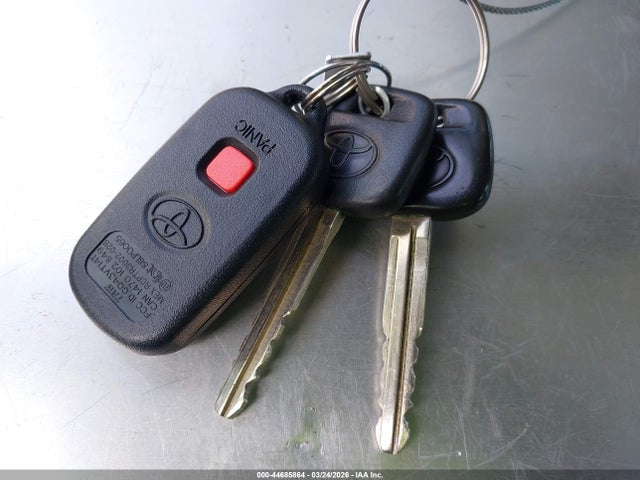44685864 :رقم المزاد ، 4T1BE32K25U029022 vin ، 2005 Toyota Camry Le مزاد بيع