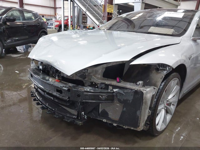 5YJSA1H14EFP39311 Tesla Model S P85