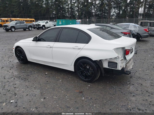 44685895 :رقم المزاد ، WBA3B3C52EF545036 vin ، 2014 Bmw 328i Xdrive مزاد بيع